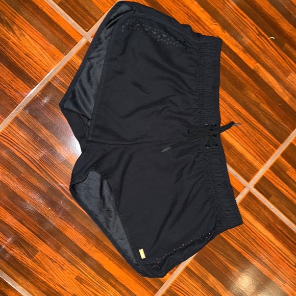 Roxy swim shorts- sold - Picture 1 of 6